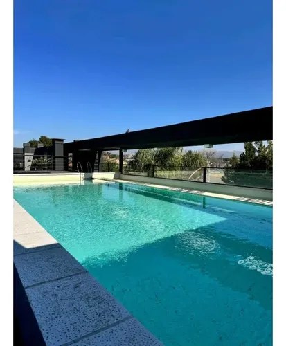 Vendo Hermoso Dpto Con Patio Zobre La Costanera
