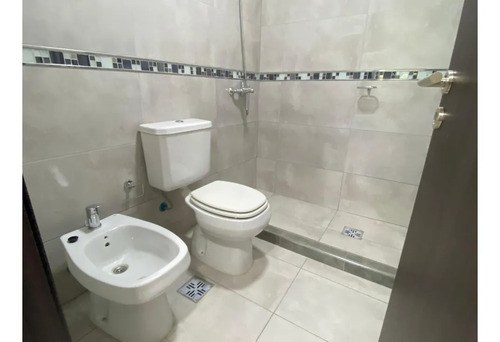 Depto En Miralejos 15, 1 Dormitorio, Al Frente Con Balcon. Centro - 12