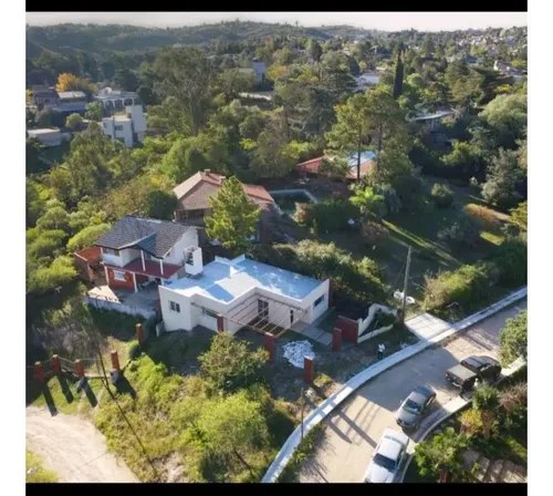 Vendo Hermosa.casa Esquina A Estrenar