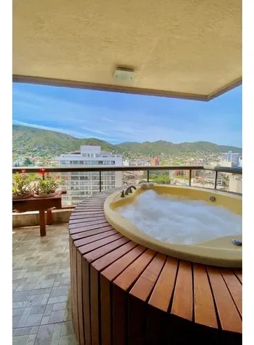 Gran Departamento Con Vistas. 3 Dormitorios. Jacuzzi. Torre Melos