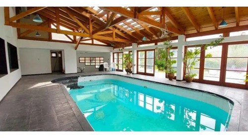 Casa De Categoria En Costa Azul A Metros Del Lago, Villa Carlos Paz