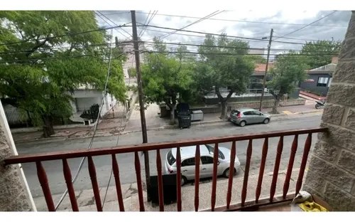 Departamento De 1 Dormitorio Con Cochera En Excelente Ubicación