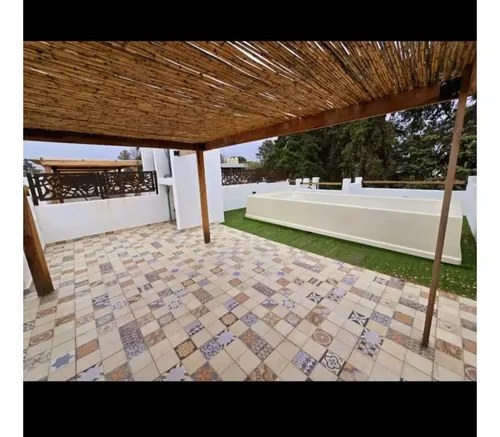 Triplex En Complejo Ubicado En Barrio Santa Rita, A Metros Del.lago