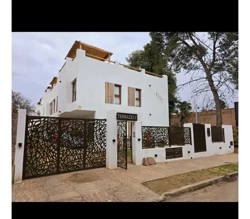 Triplex En Complejo Ubicado En Barrio Santa Rita, A Metros Del.lago - 3