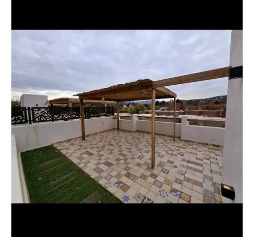 Triplex En Complejo Ubicado En Barrio Santa Rita, A Metros Del.lago - 4