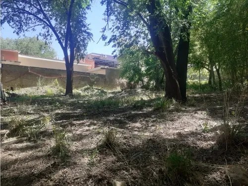 Casa + Depto En Barrio La Quinta, A Pocas Cuadras Del Centro