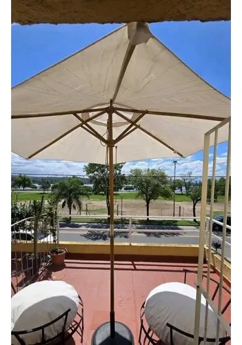 Dúplex De 2 Dormitorios Sobre Costanera, Con Vista Al Lago