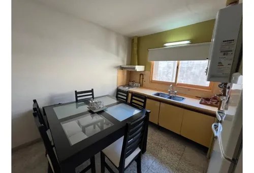 Excelente Dpto Sobre Peatonal Ascensor 1 Dorm - 3