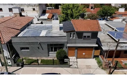 Importante Casa De 4 Dormitorios, Pleno Centro, Villa Carlos Paz