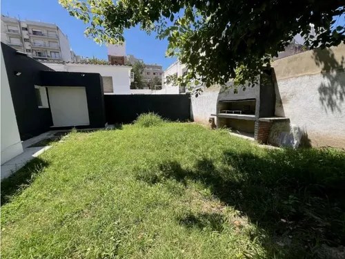 Importante Casa De 4 Dormitorios, Pleno Centro, Villa Carlos Paz - 8