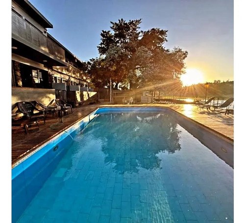 Venta Hotel A Orillas Del Lago Con La Mejor Vista, Villa Carlos Paz