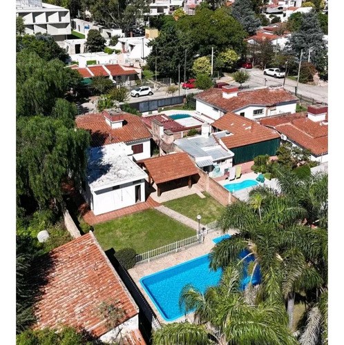 Exclusiva Casa En Venta Barrio Sol Y Lago | Villa Carlos Pazubicad - 6