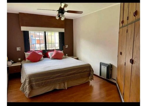 Casa De Categoría En Venta Villa Carlos Pazubicación Excelente - 2