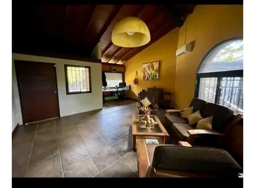 Casa De Categoría En Venta Villa Carlos Pazubicación Excelente - 4