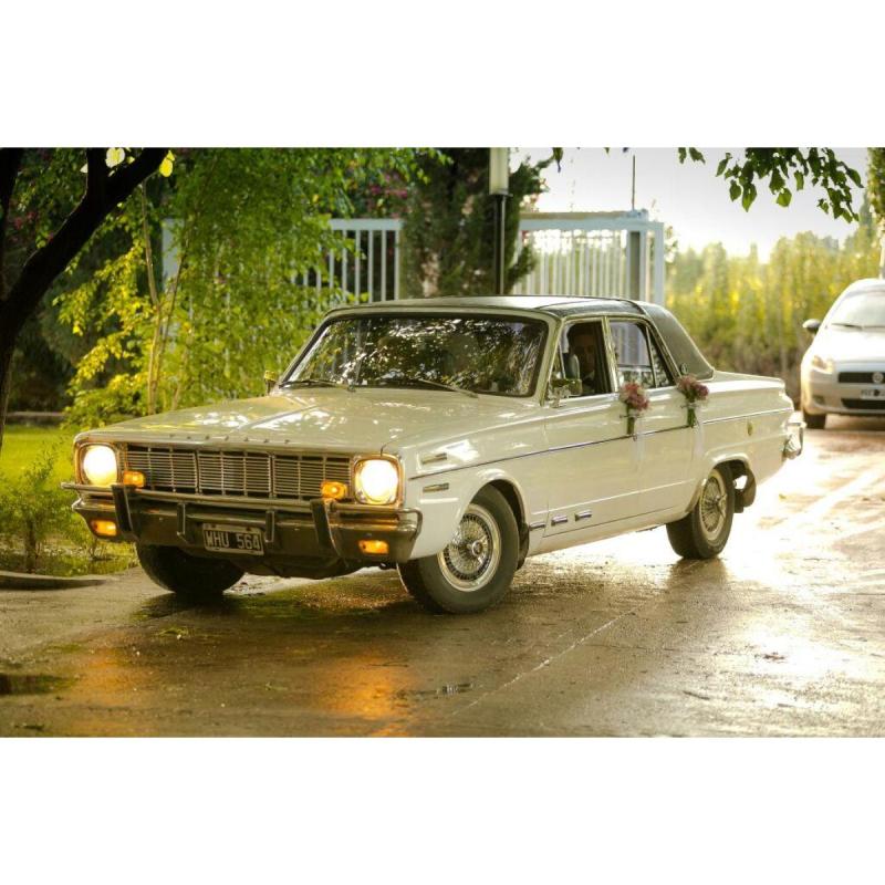 Valiant iv - de lujo - original- de coleccion