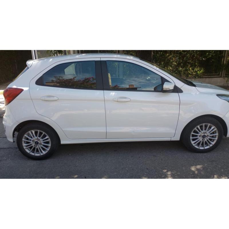 Dueña Ford Ka SEL Full 2019 - 1ra mano - 3