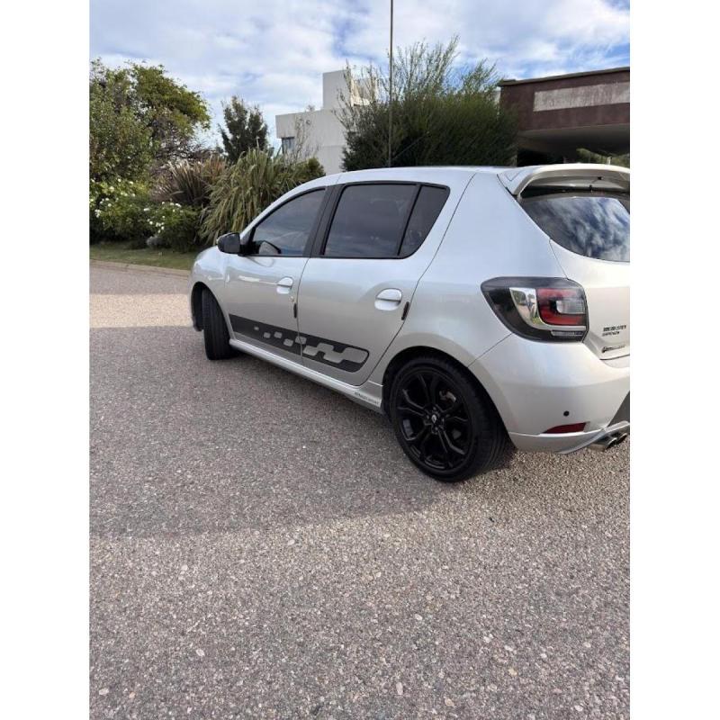 Vendo solo vendo sandero rs 2019 46.000 km