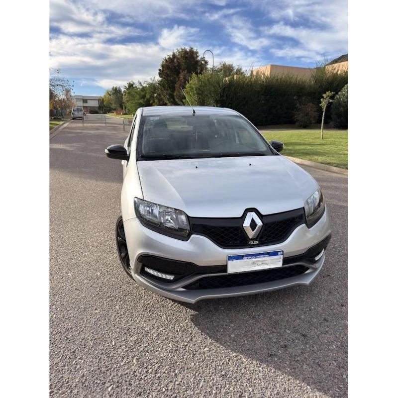 Vendo solo vendo sandero rs 2019 46.000 km - 2