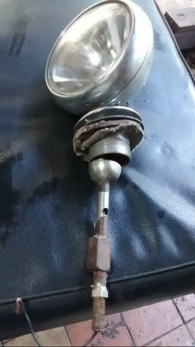 Farol Auto Antiguo
