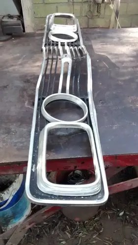 Parrilla Ford Taunus 74 / 80 - 7