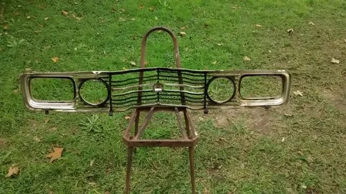 Parrilla Ford Taunus 74 / 80 - 10