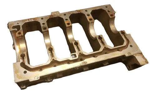 Tapa Bancada Cigüeñal Renault Laguna Motor Volvo