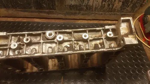 Tapa Bancada Cigüeñal Renault Laguna Motor Volvo - 3