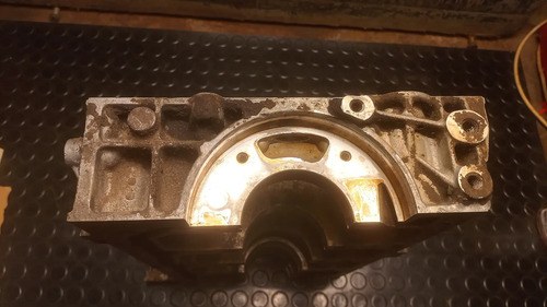 Tapa Bancada Cigüeñal Renault Laguna Motor Volvo - 6