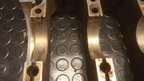 Tapa Bancada Cigüeñal Renault Laguna Motor Volvo - 7