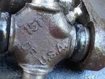 Cardan 125,5 Cm. X 70 Mm. Cruceta Made In U.s.a.