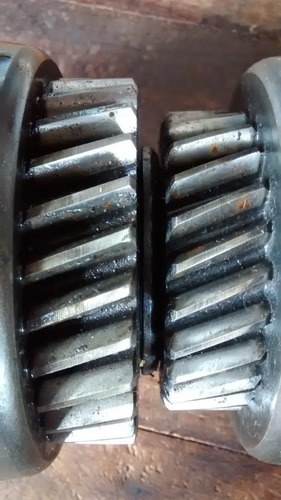 Eje / Engranajes Caja 4ta Peugeot 504 - 4