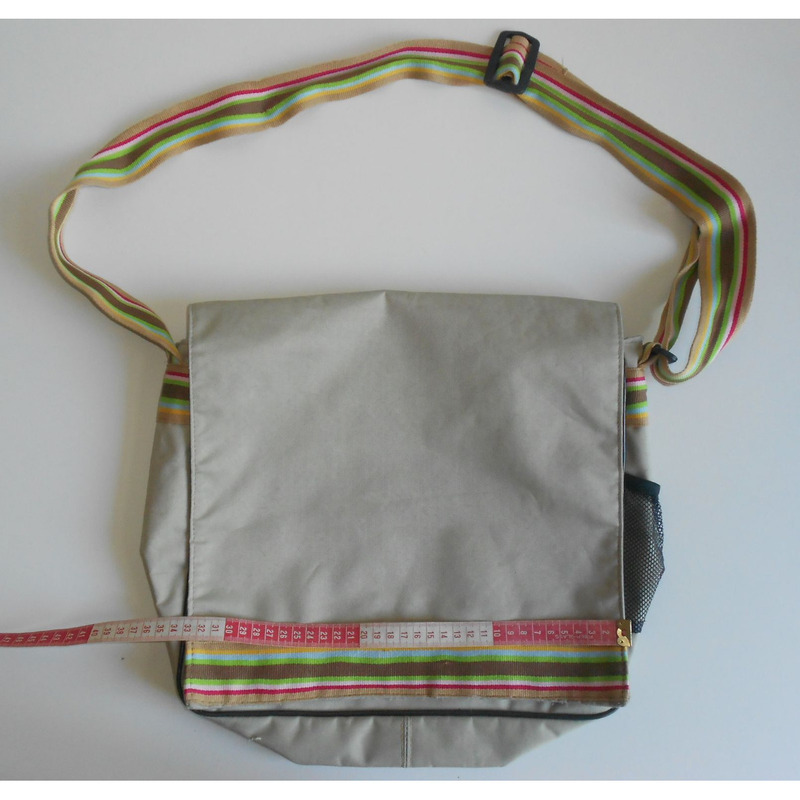 Morral en buen estado sin detalles