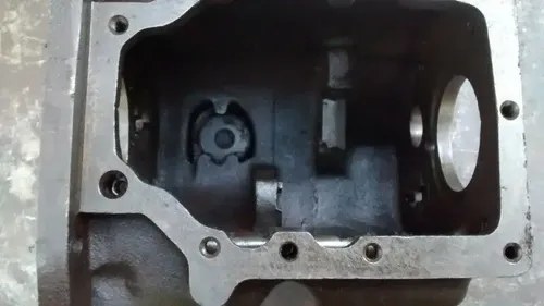 Carcasa Caja De Cambios Ford Falcon / F-100 - 2