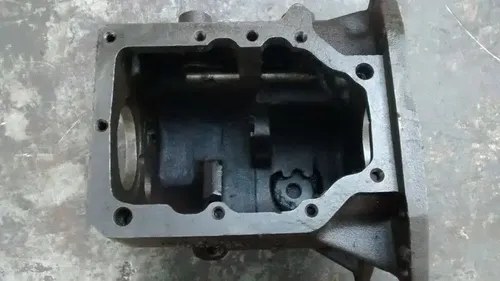 Carcasa Caja De Cambios Ford Falcon / F-100 - 6