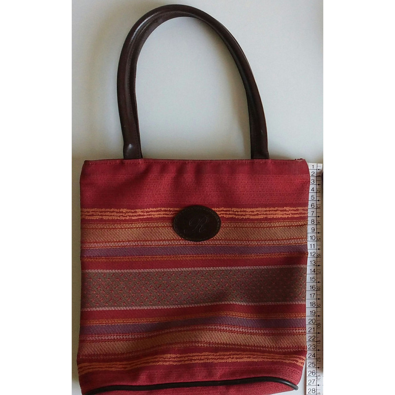 Lote 2 carteras en muy buen estado - tela y cuerina - 3