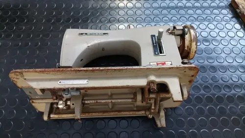 Máquina De Coser Mitsubishi Para Reparar O Repuestos Blanco - 5