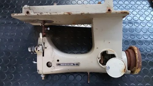 Máquina De Coser Mitsubishi Para Reparar O Repuestos Blanco - 9