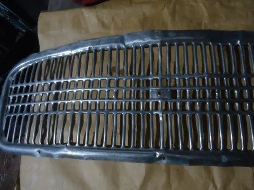 Parrilla Fiat 1100