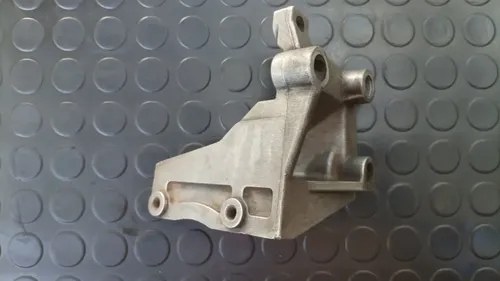 Soporte De Motor Ford Fiesta / Courier Endura-d 1.8 - 7