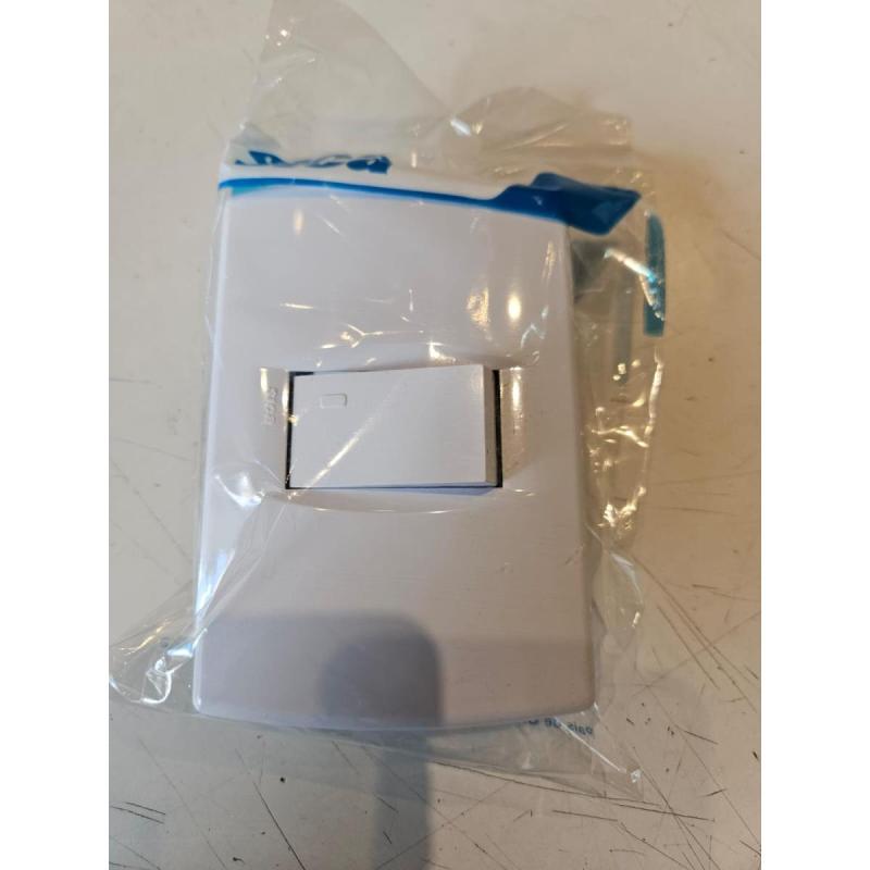 1 punto interruptor Sica Armado completo con bastidor y tapa blanca.