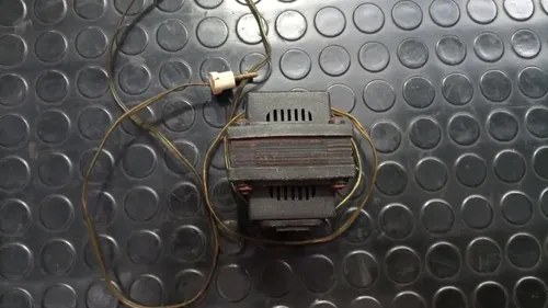 Transformador Antiguo 220 A 110 Voltios Funcionando
