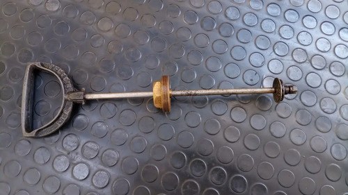 Antigua Manija Y Vástago De Fumigador De Acero Y Bronce