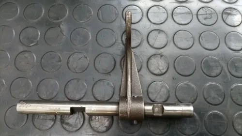 Horquilla Selectora Caja De Cambios Chevrolet Celta / Corsa