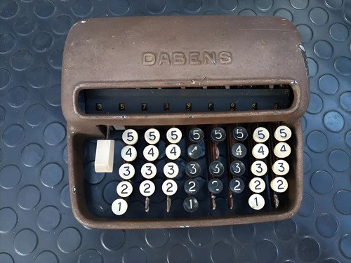 Calculadora / Sumadora Antigua Marca Dabens (para Adorno) Beige