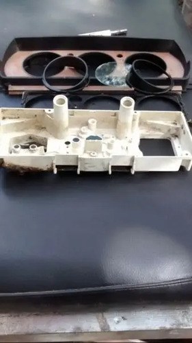 Marco / Plásticos Tablero Peugeot 504