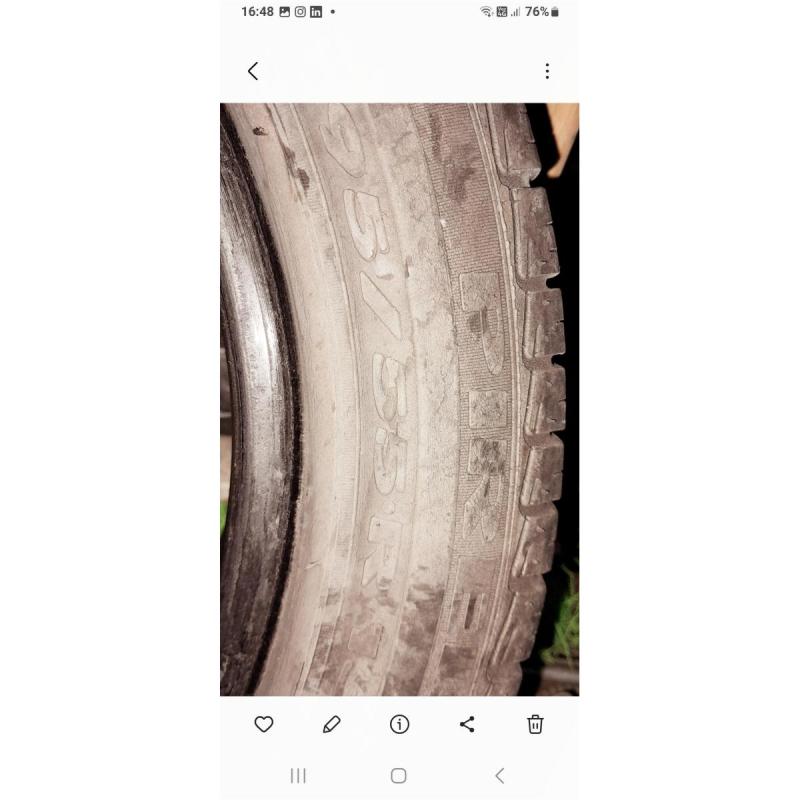 2 cubiertas marca pirelli con llantas usadas 170-75-14