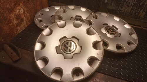 Juego 4 Tazas Plásticas Volkswagen Golf Rodado 15 Plateado - 3