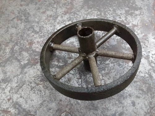 Ruedita De Hierro De 19 Cm. - 6