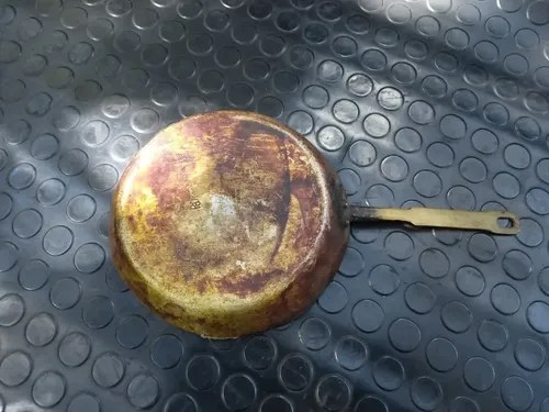 Sartén Antigua Pequeña De Aluminio Y Mango De Bronce Gris - 7