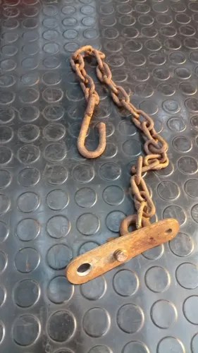 Cadena Con Gancho Y Soporte Para Atornillar / Compuerta - 2